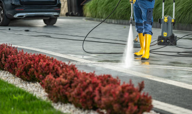 Why Choose Our Certified Pressure Washing Experts for Your Project Needs in Sweetwater, FL?